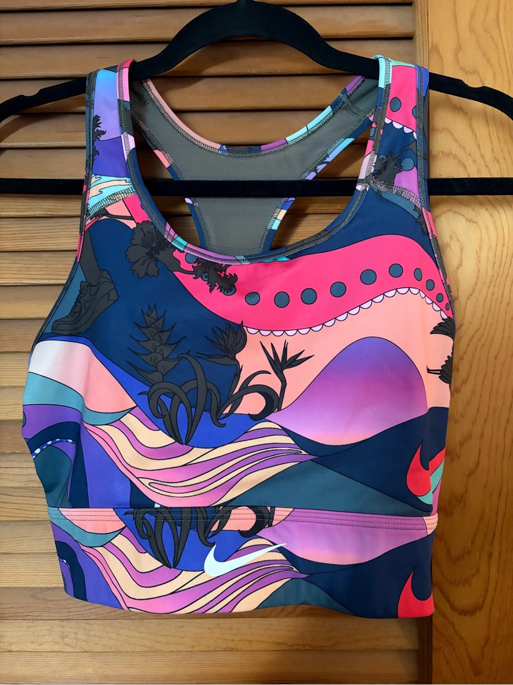 Nike dri-fit colorful sports bra crop top size Large